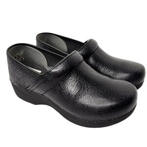 Dansko XP Clog Comfort Shoe Size EU 38 US 7.5 /  8 Black Tooled Leather Slip-On